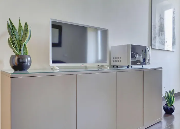 Colosseo Gardens - My Extra Róma