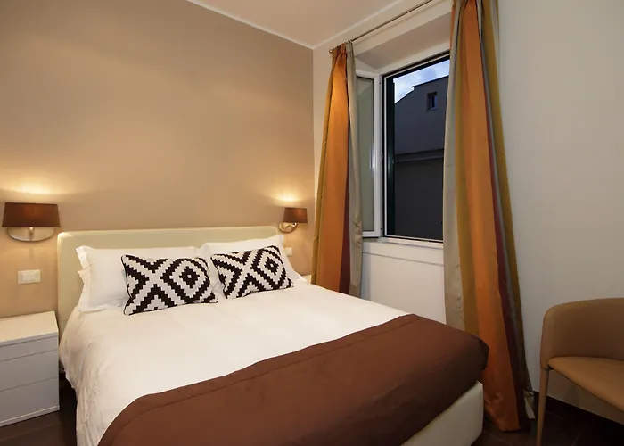 Colosseo Gardens - My Extra