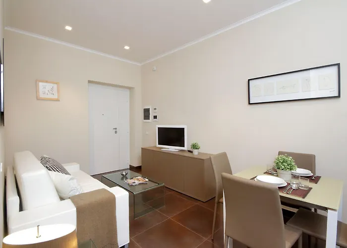 Colosseo Gardens - My Extra * Róma