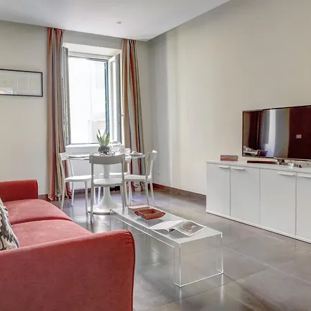 Colosseo Gardens - My Extra דירה רומא