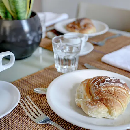Colosseo Gardens - My Extra דירה *